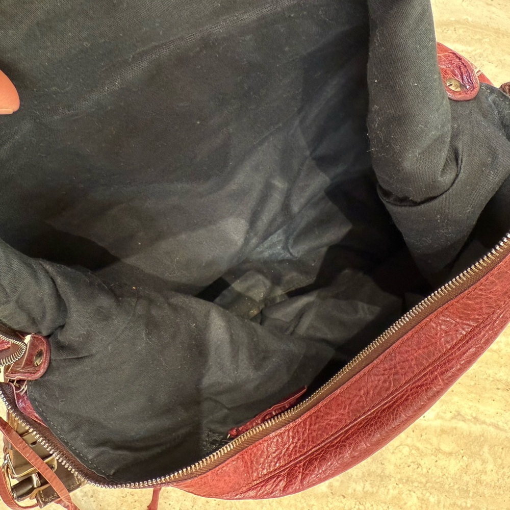 Balenciaga men’s day shoulder Red Leather messenger Bag - Picture 8 of 10
